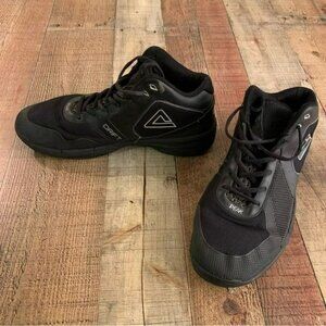 PEAK performance Drift black athletic shoes US men’s 13